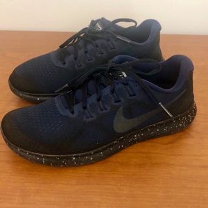 Nike Free RN Shield Women’s Running Sneakers